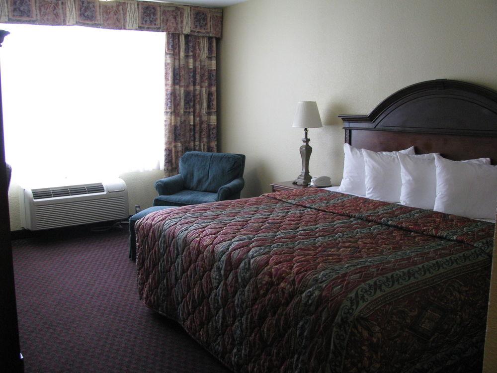 Clarion Inn Idaho Falls Riverfront Exterior photo