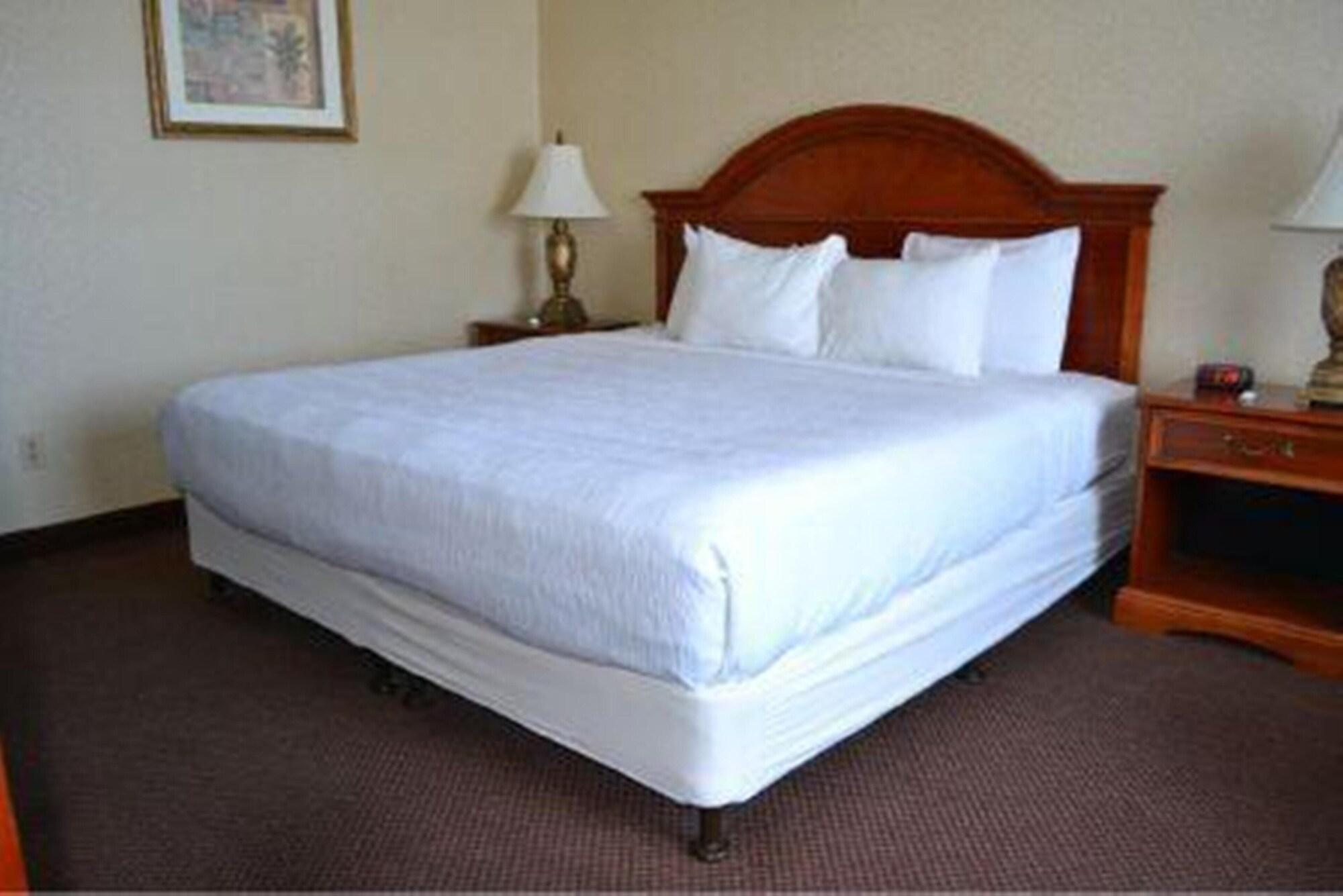 Clarion Inn Idaho Falls Riverfront Exterior photo