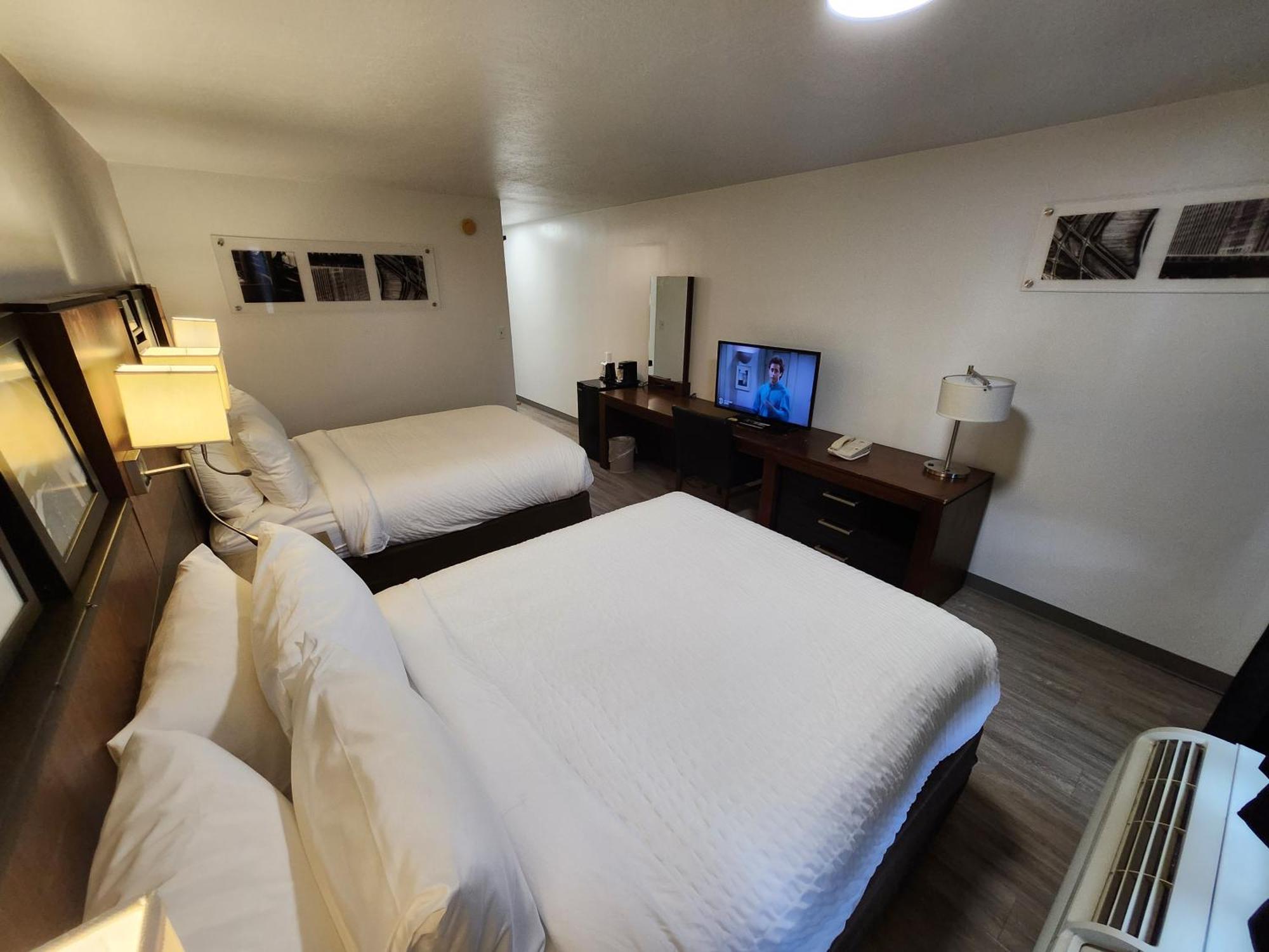 Clarion Inn Idaho Falls Riverfront Exterior photo