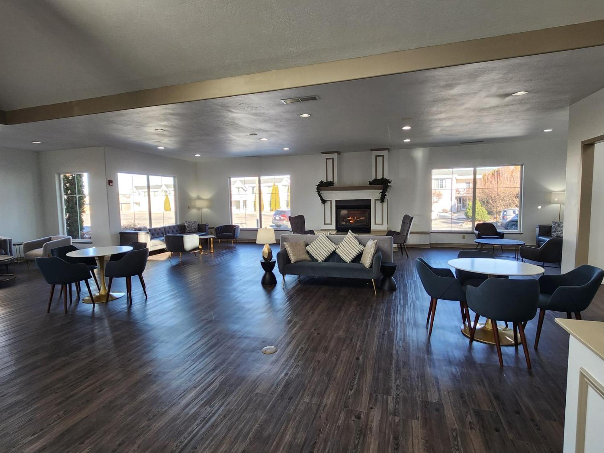Clarion Inn Idaho Falls Riverfront Exterior photo
